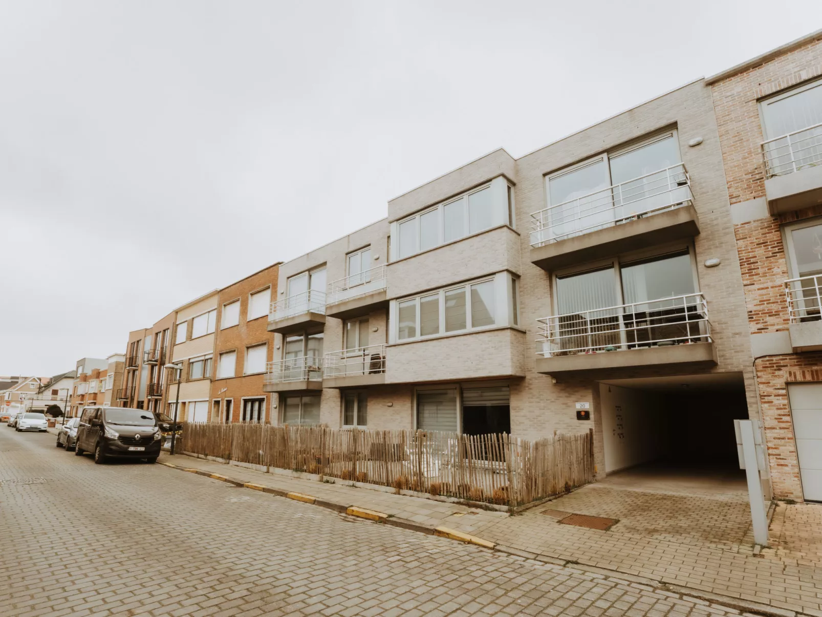 Rodenbach central but quiet-Dehors