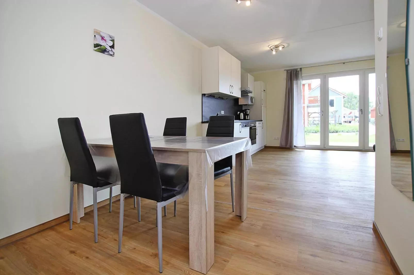 Apartment Hafenflair / Haus 5 EG-Wohnung 17 3 Personen-Dining room