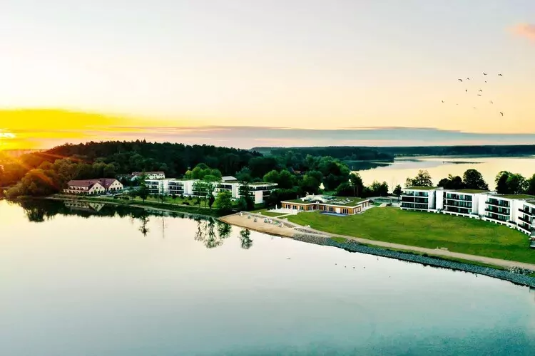 Apartments im MAREMÜRITZ Yachthafen Resort & Spa / Mare Grand Maisonette Suite 3 Personen-Exterior summer