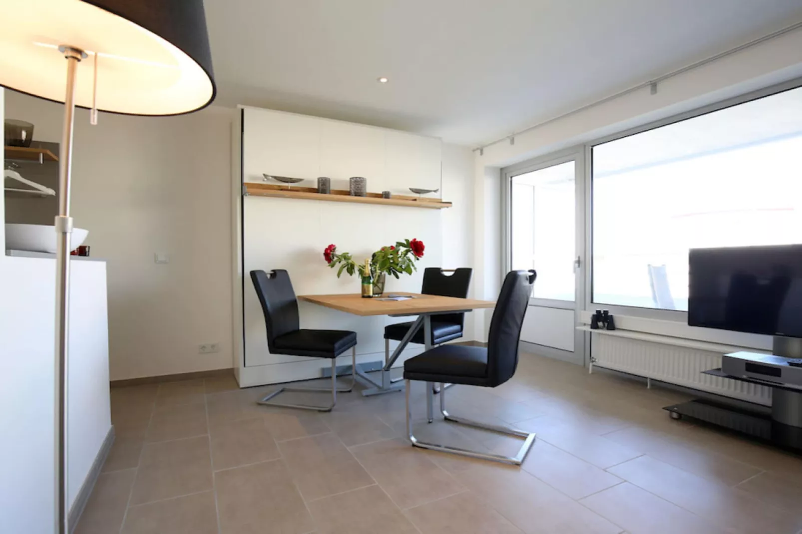 133763-Dining room