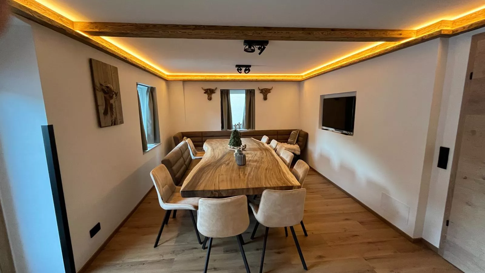 Chalet Kirchberg L-Dining room