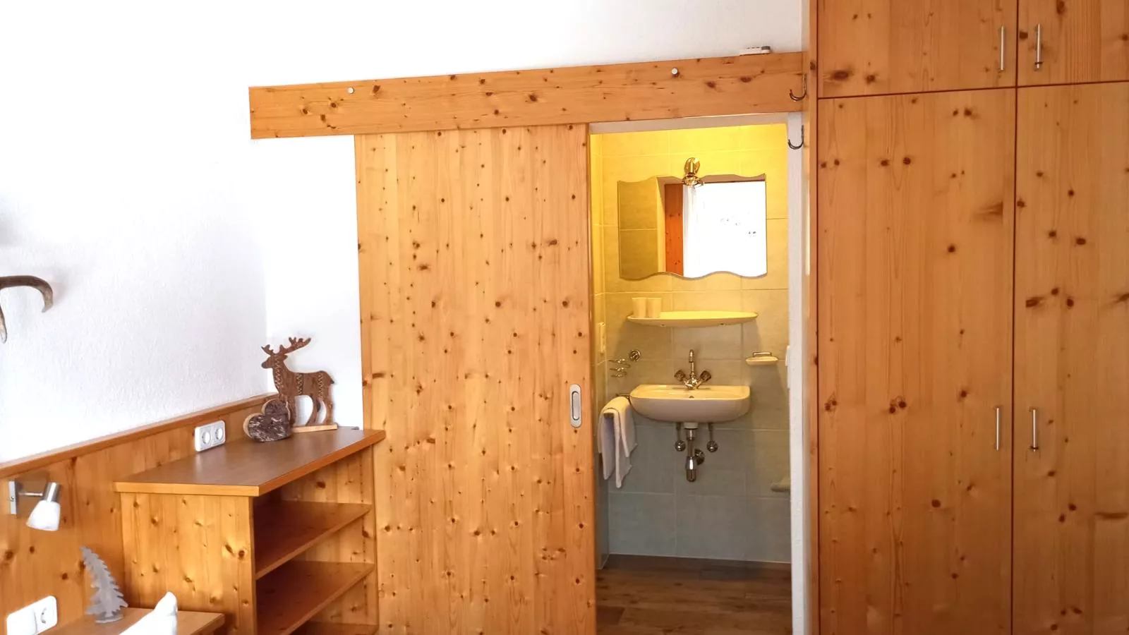 Petter 1-Bathroom