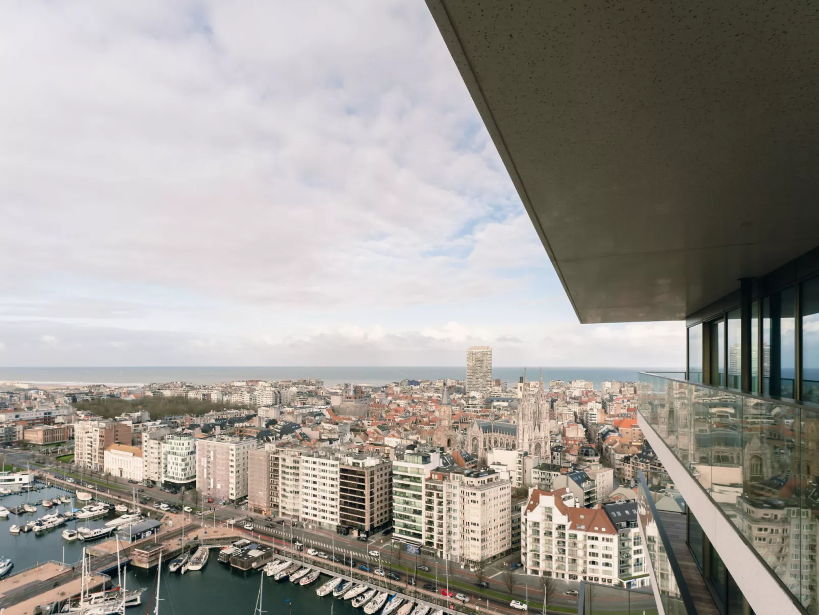 Sky Tower View-Outside