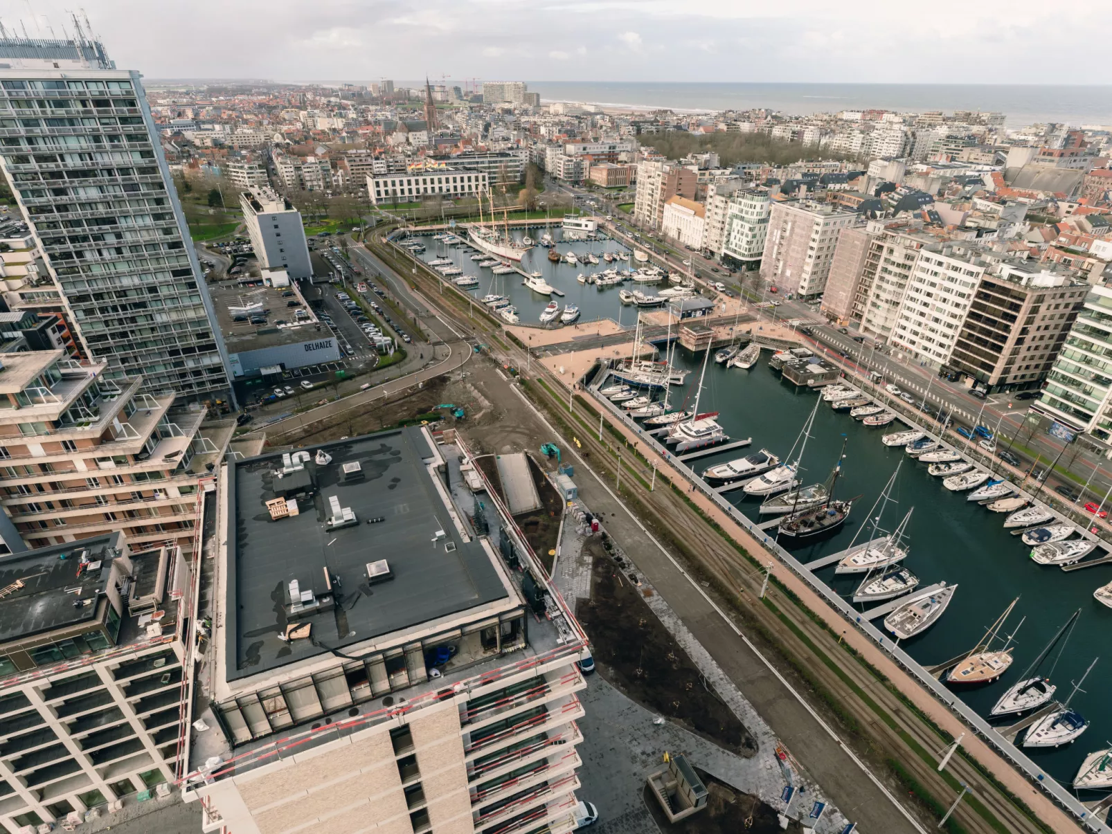Sky Tower View-Outside