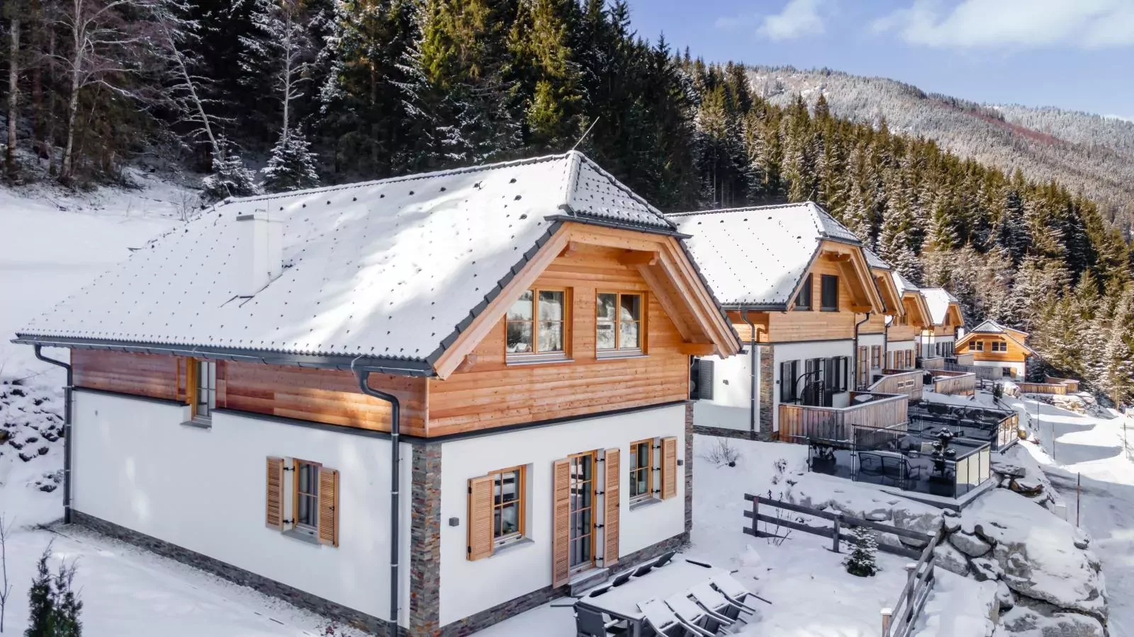 Haus am Wald-Exterior winter