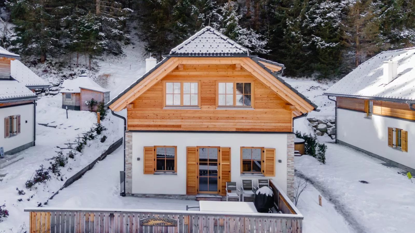 Ahorn Mountainlodge-Exterior winter
