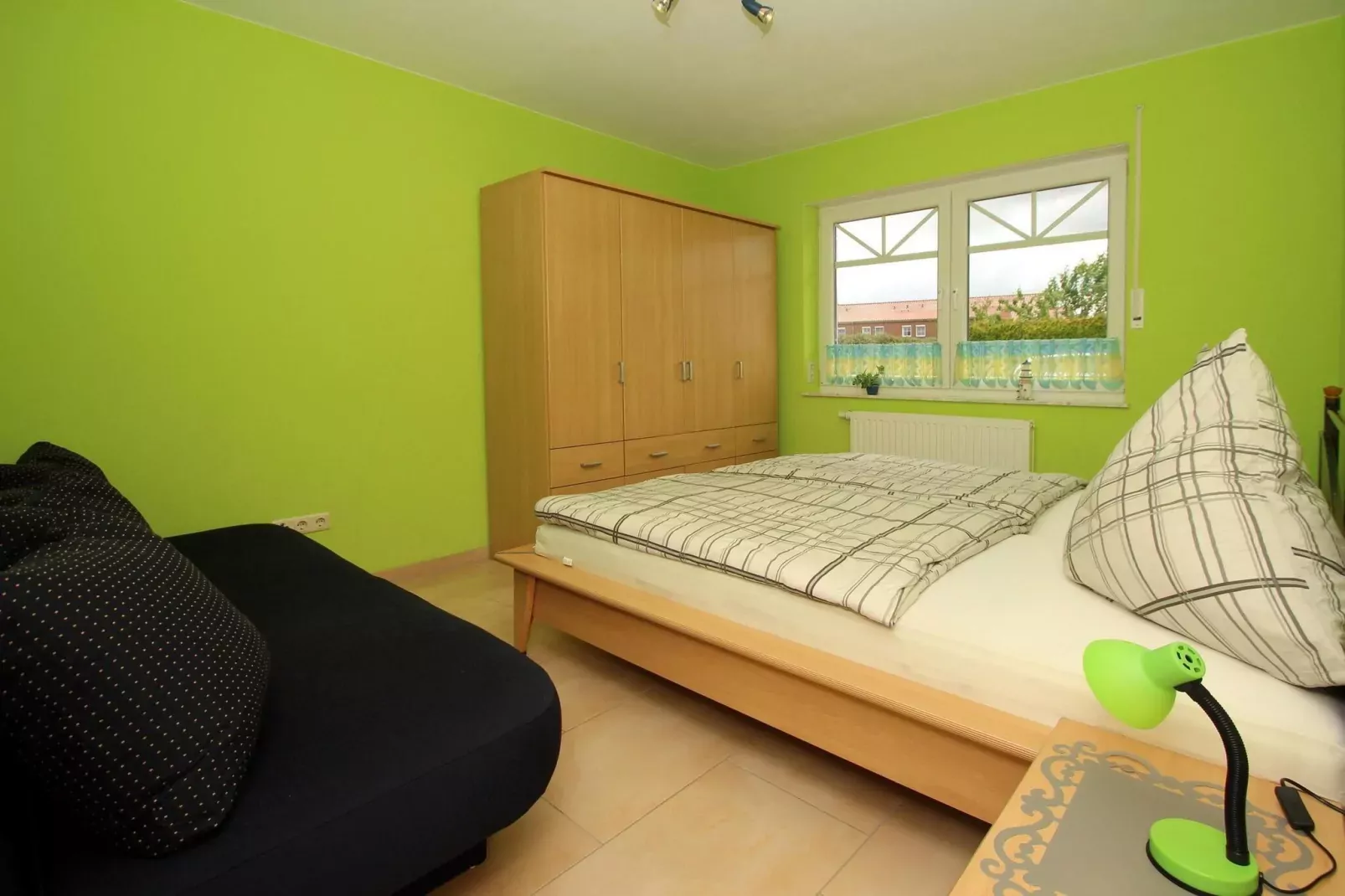 Große Ferienwohnung für 6 Personen mit Terrasse-Chambre