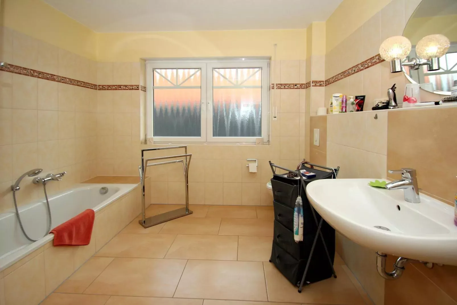 Große Ferienwohnung für 6 Personen mit Terrasse-Salle de bain