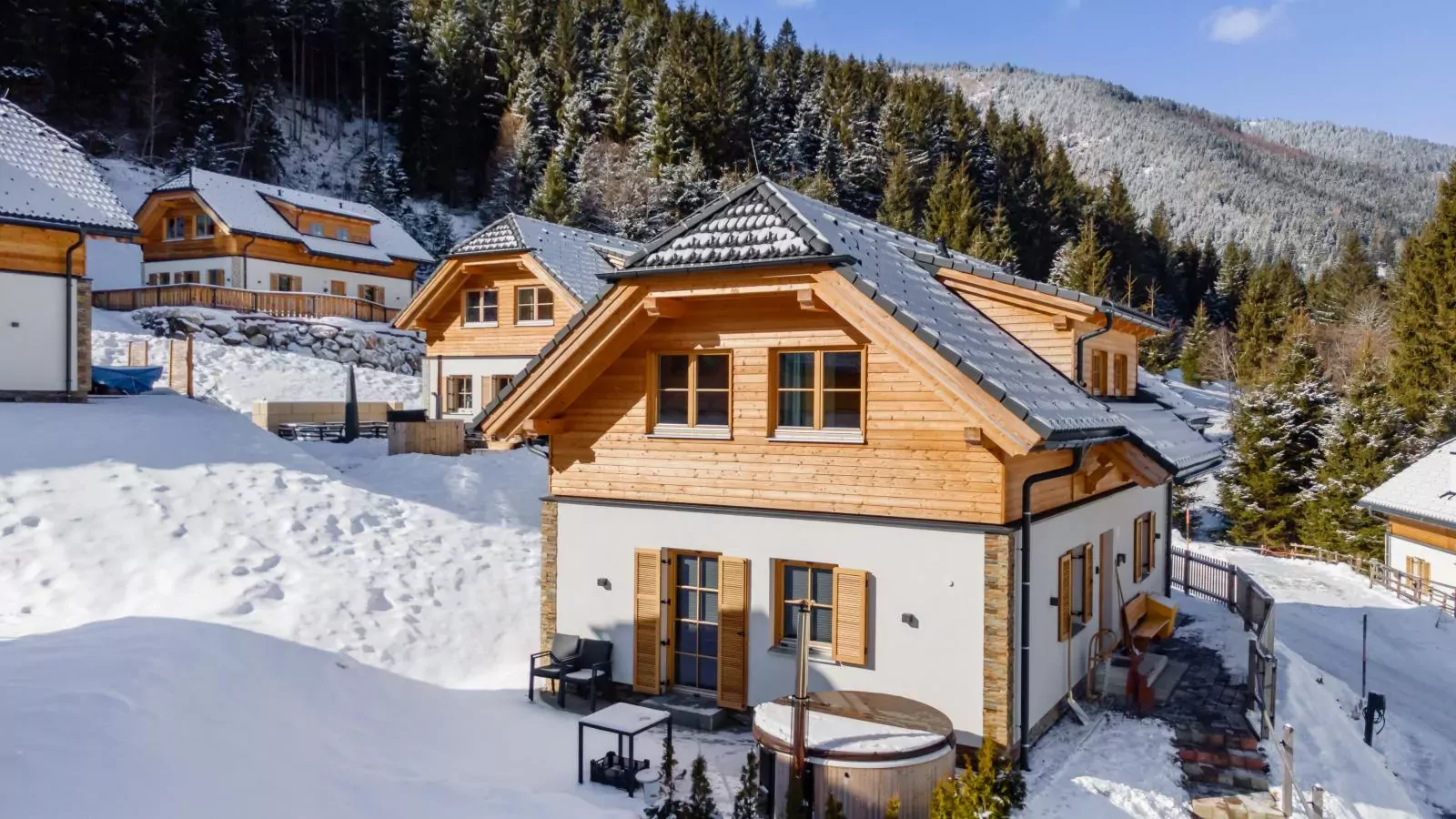 Riesner Alpenlodge-Exterior winter