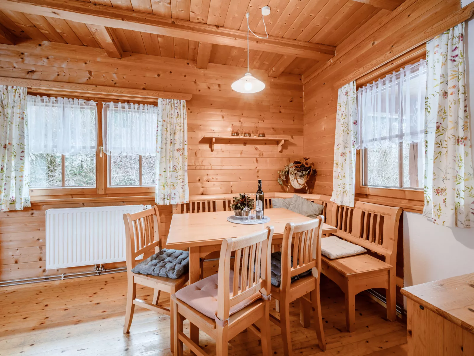 Simons Blockhütte-Dedans