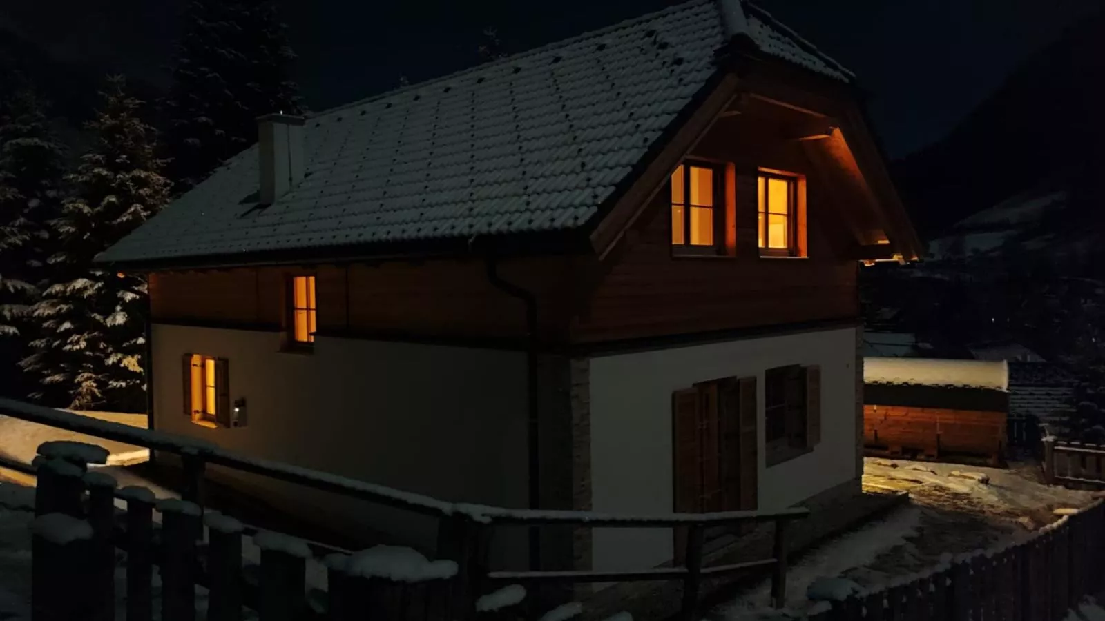 Bergzauber-Exterior winter