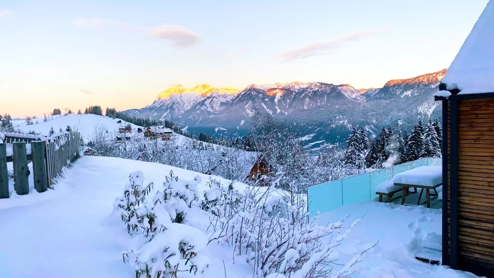 Lakan Lodge-Außenbereich Winter