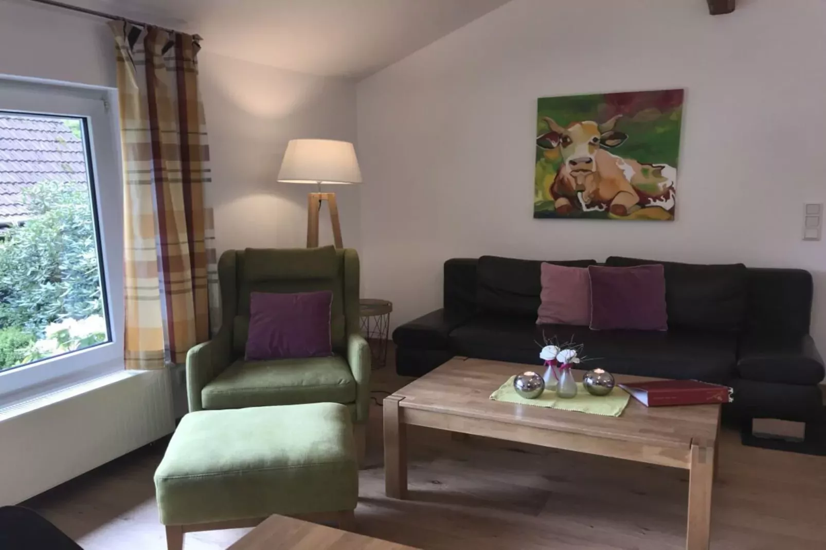 40900-Living room