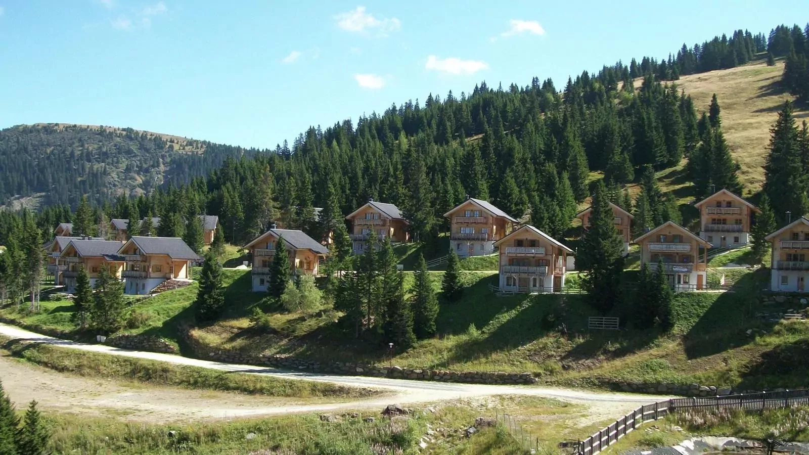 Chalet Bergoase-Areas summer 1km