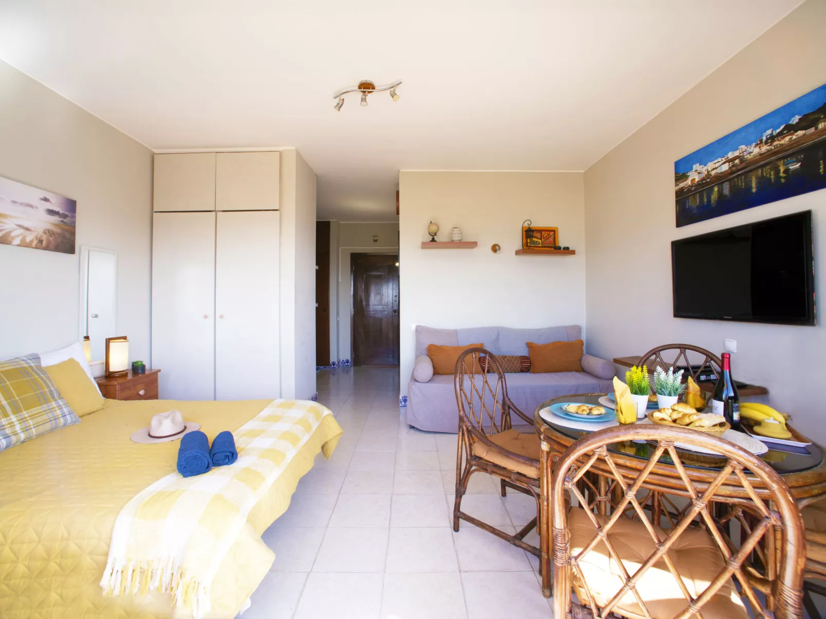Alvor Bay Dream-Inside