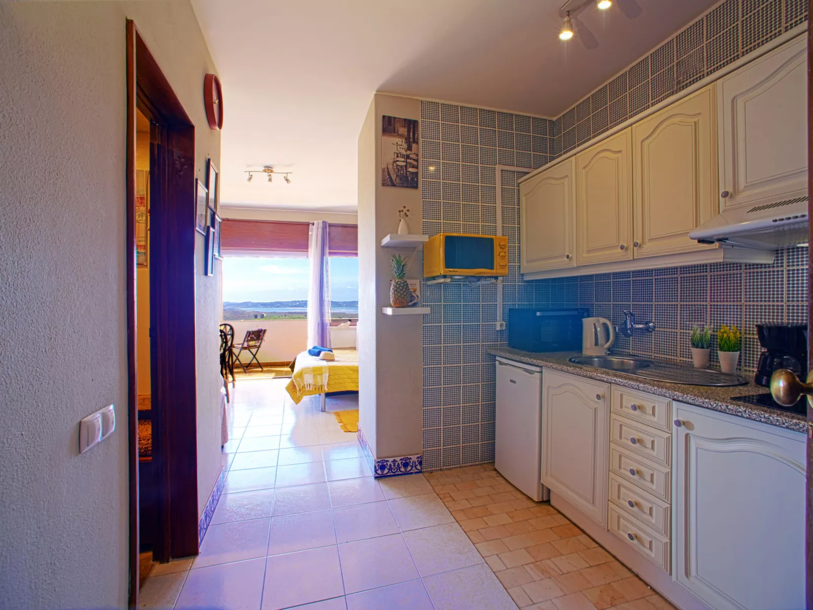 Alvor Bay Dream-Inside