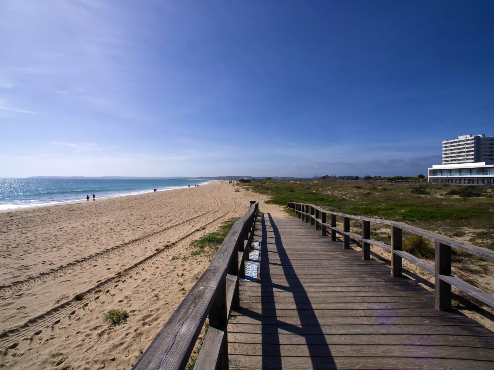 Alvor Bay Dream-Outside