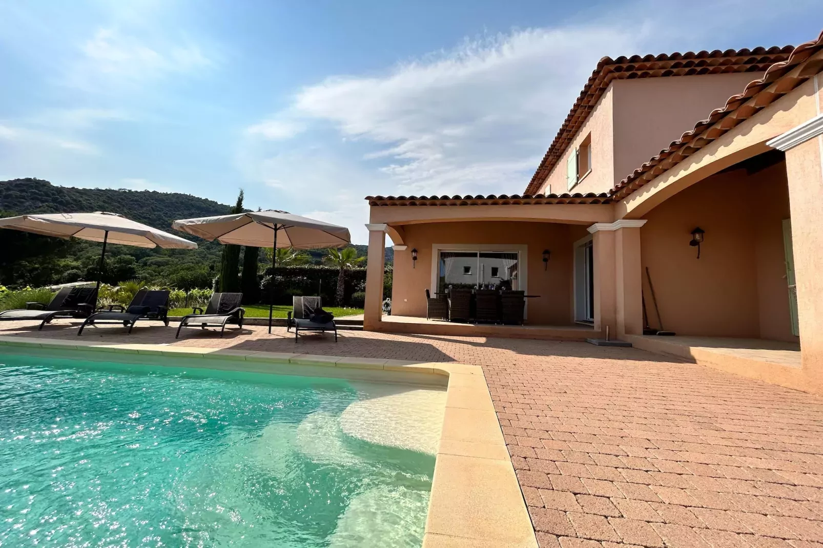 Villa d'Artagnan 8 personen-Schwimmbad