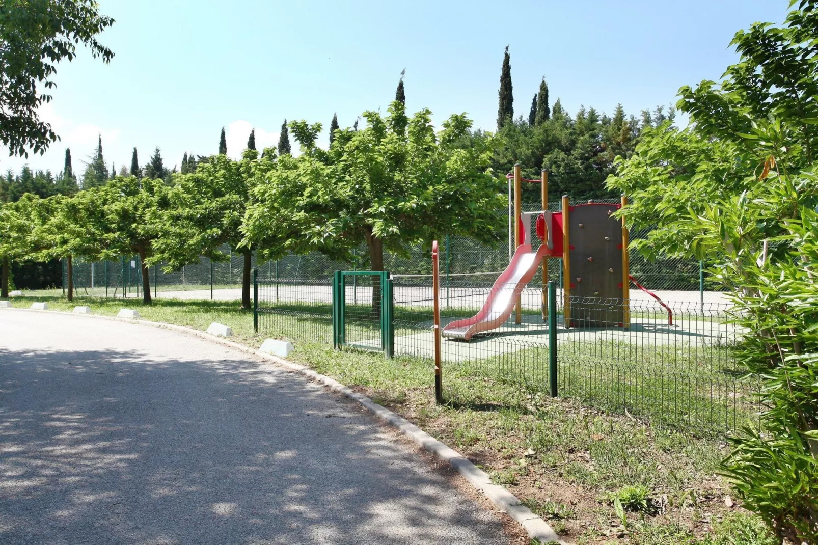 La Palmeraie 1-Areas summer 1km