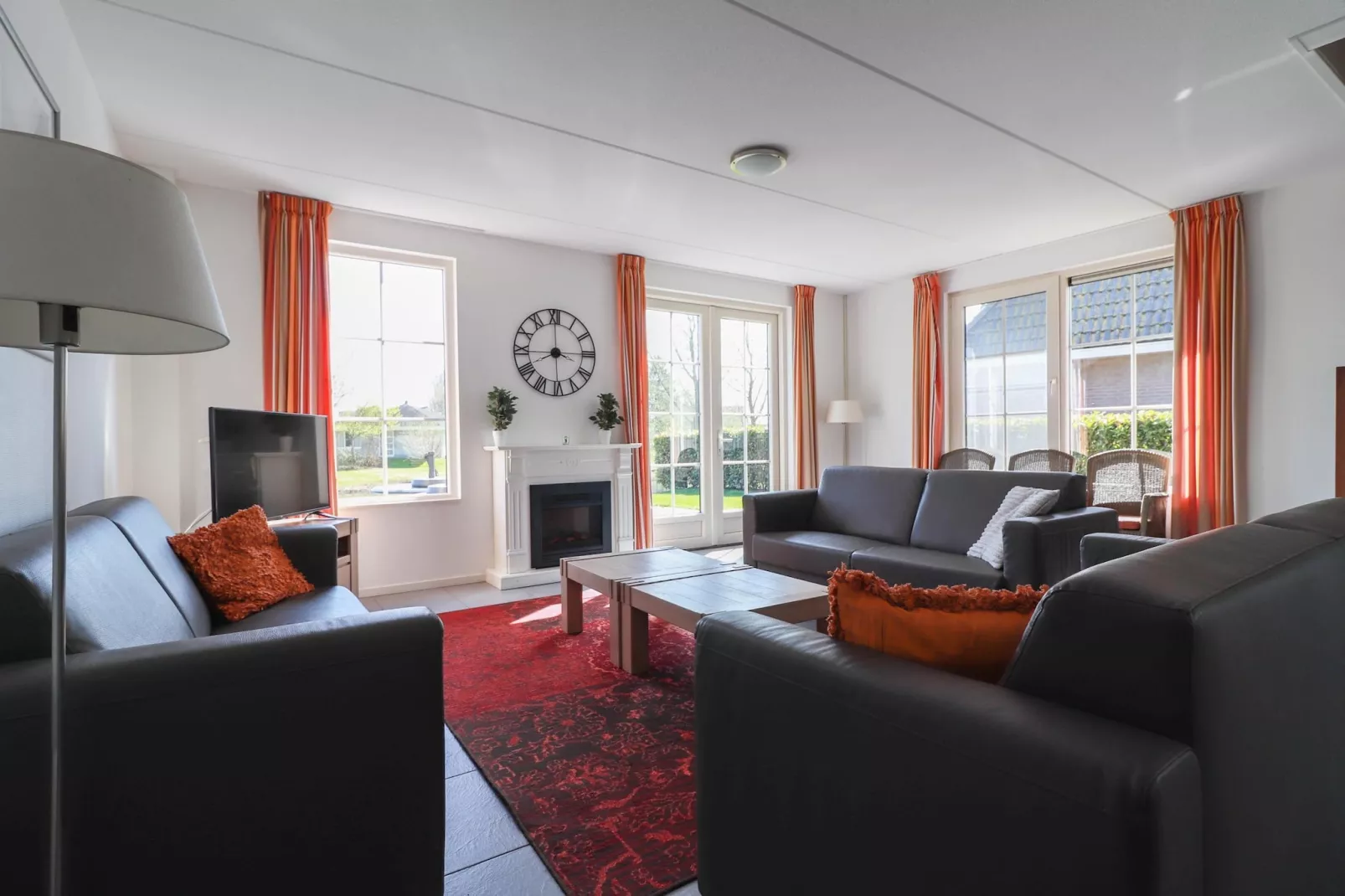 Beach Resort Makkum 32-Salon
