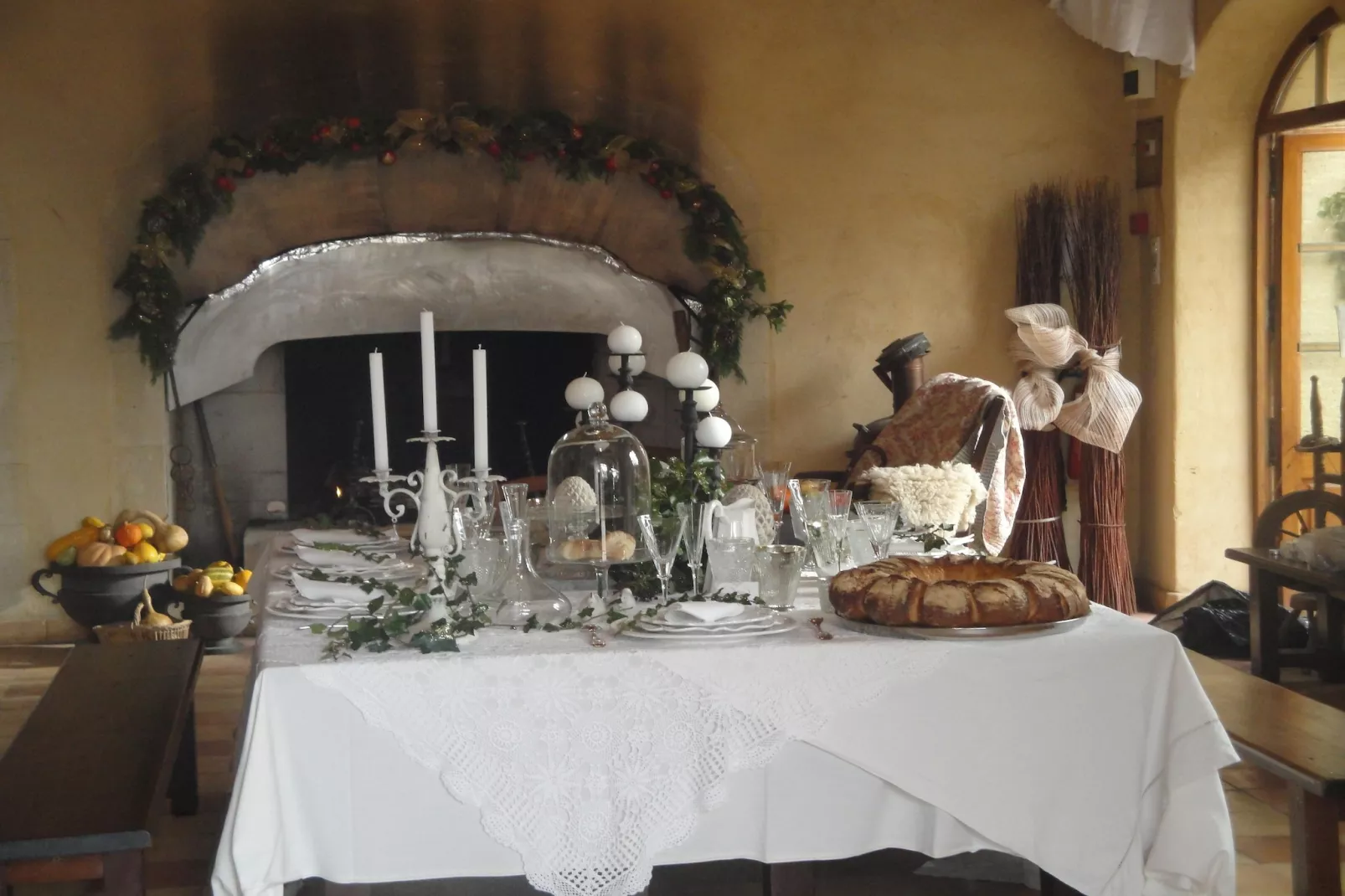 YOURTE NID'OISELET-Living room