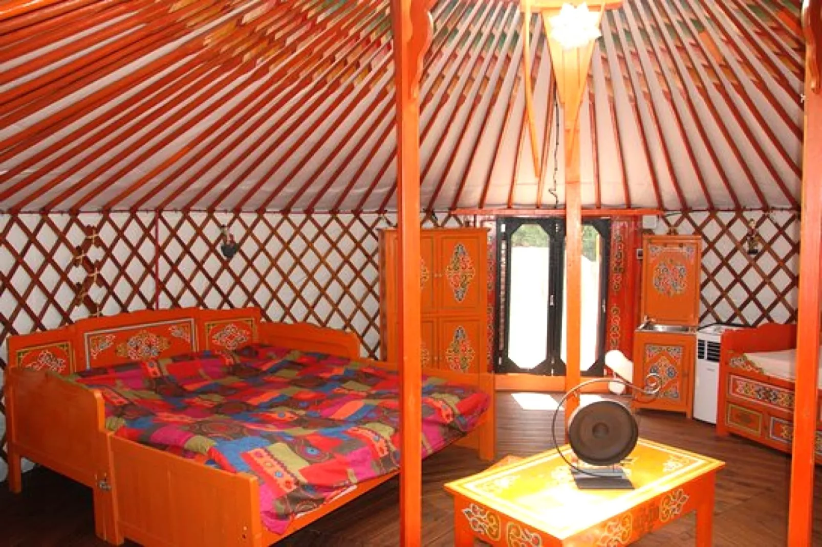 YOURTE NID'OISELET-Living room