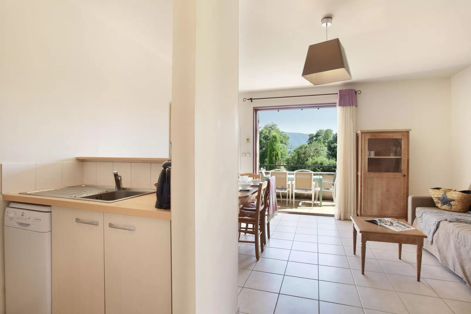 Les 4 Soleils 1-Kitchen