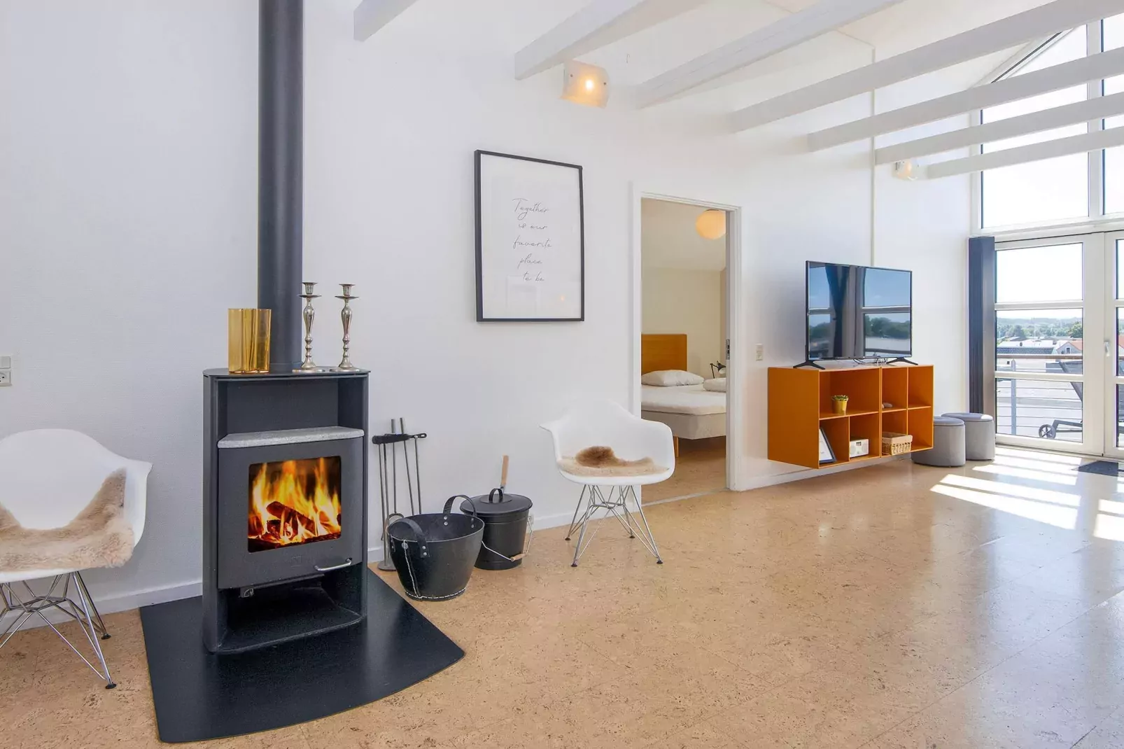 3 room,1 st floor,penthouse-Innen