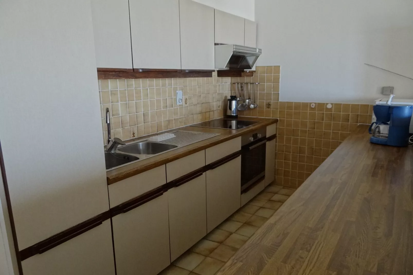 SUNFLOWER 203-Kitchen