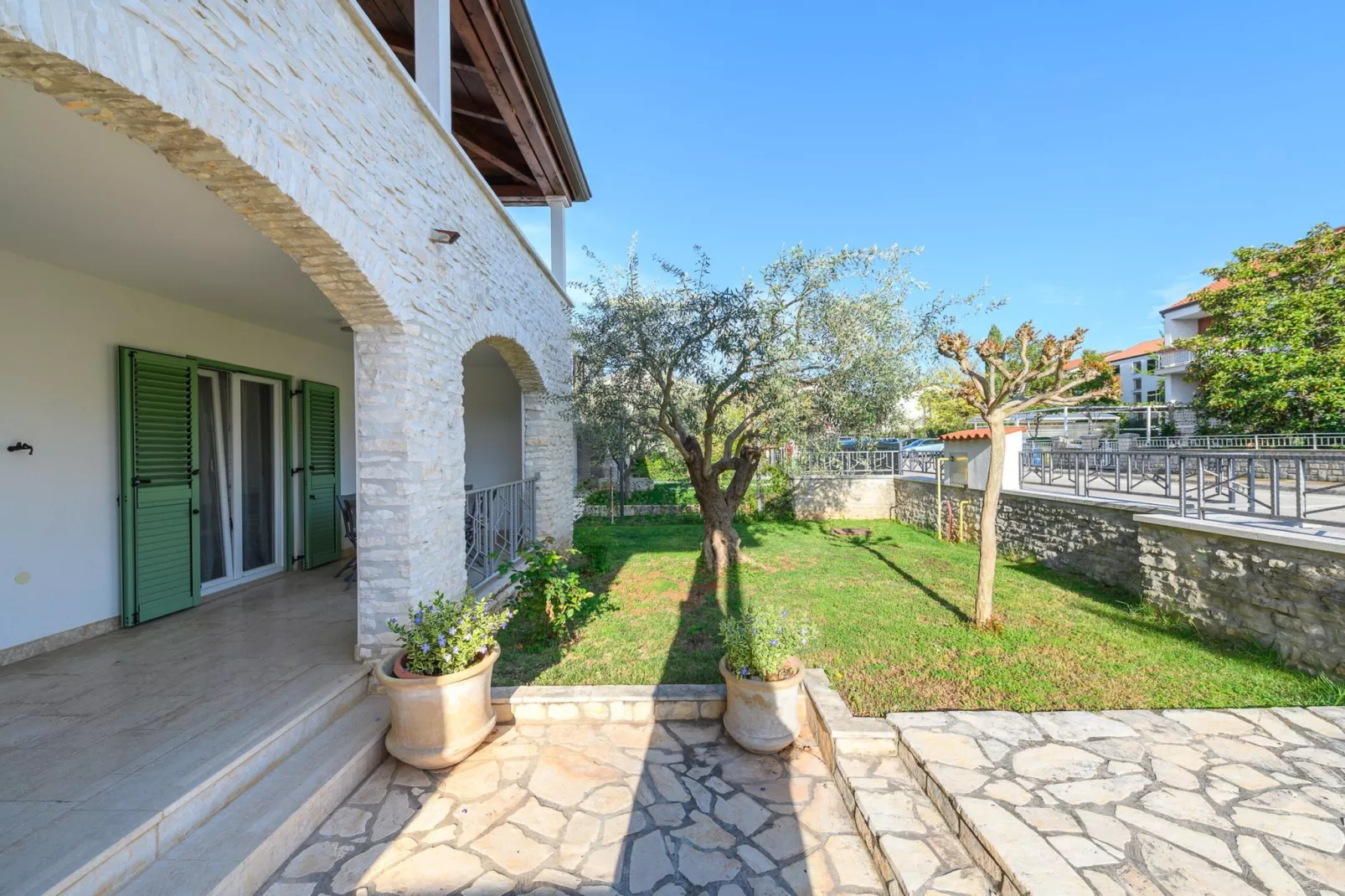 Apartment Inteuro Porec-Exterior summer