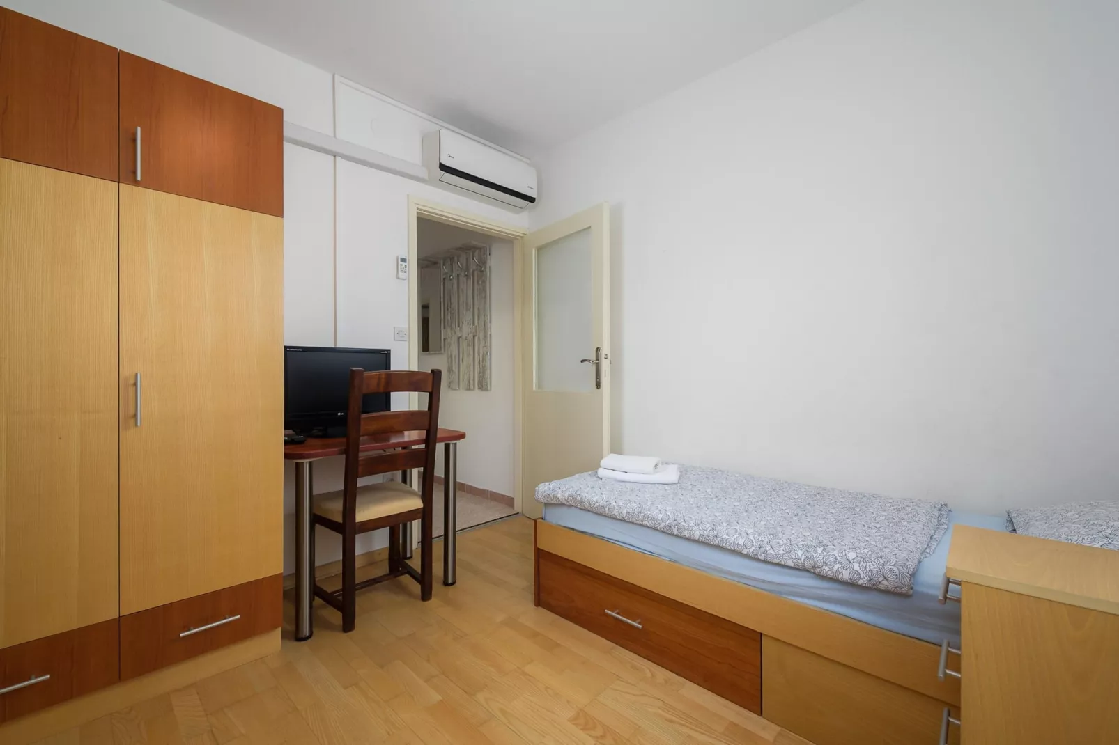 Apartment Inteuro Porec-Bedroom