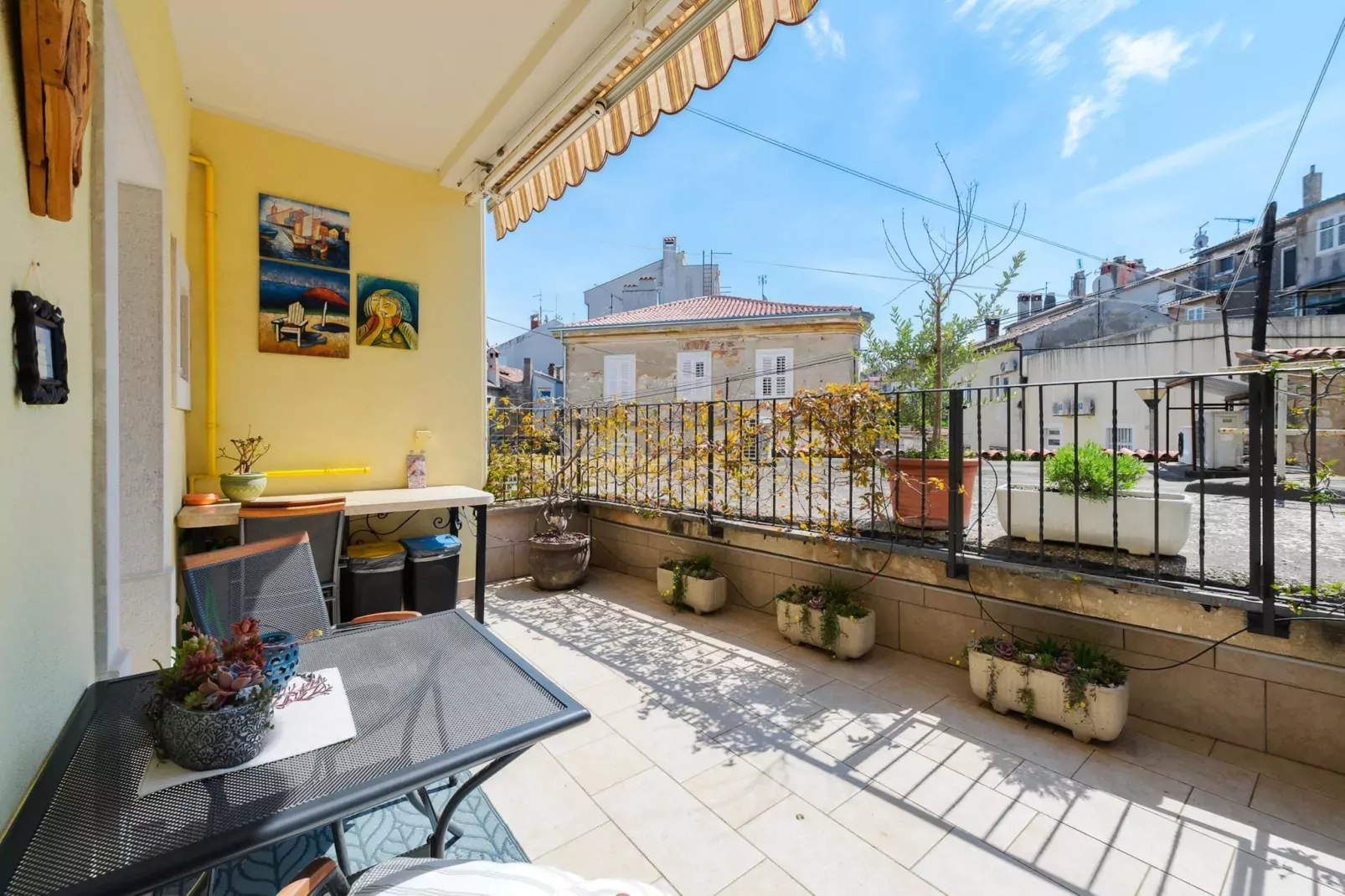 Apartment Nina-Terrace balcony