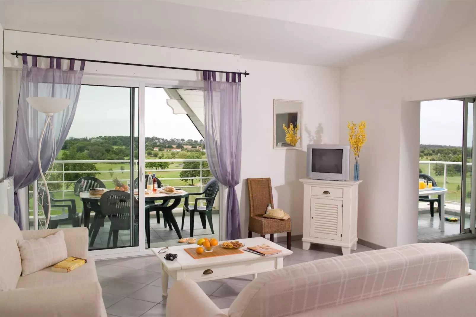 Domaine de Fontenelles 2-Living room