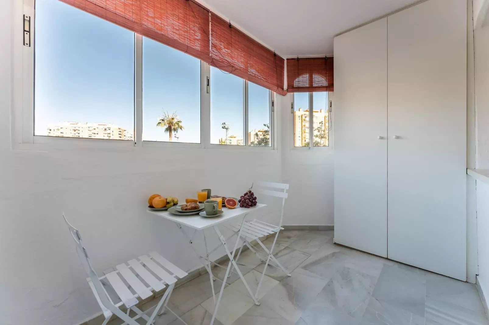 CT 245 - Faro's Arroyo de la Miel Apartment - Cuddly Nest for 2-Terrassenbalkon