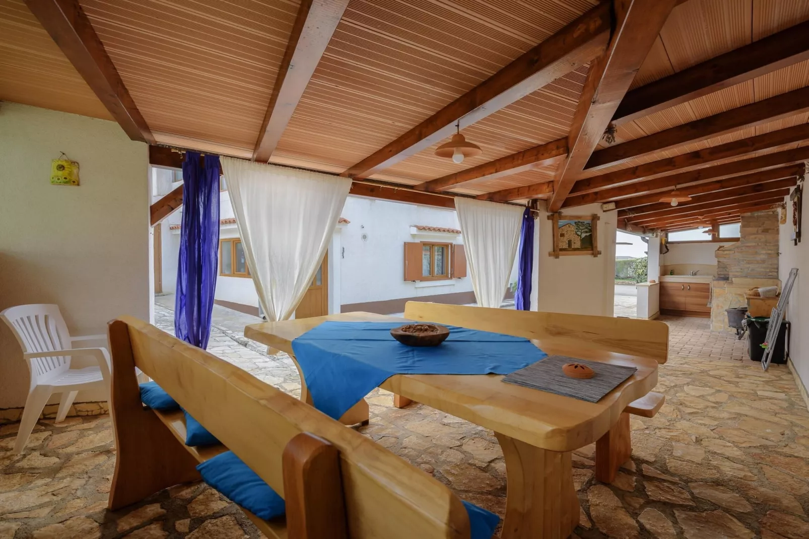 Casa Astrid-Dining room