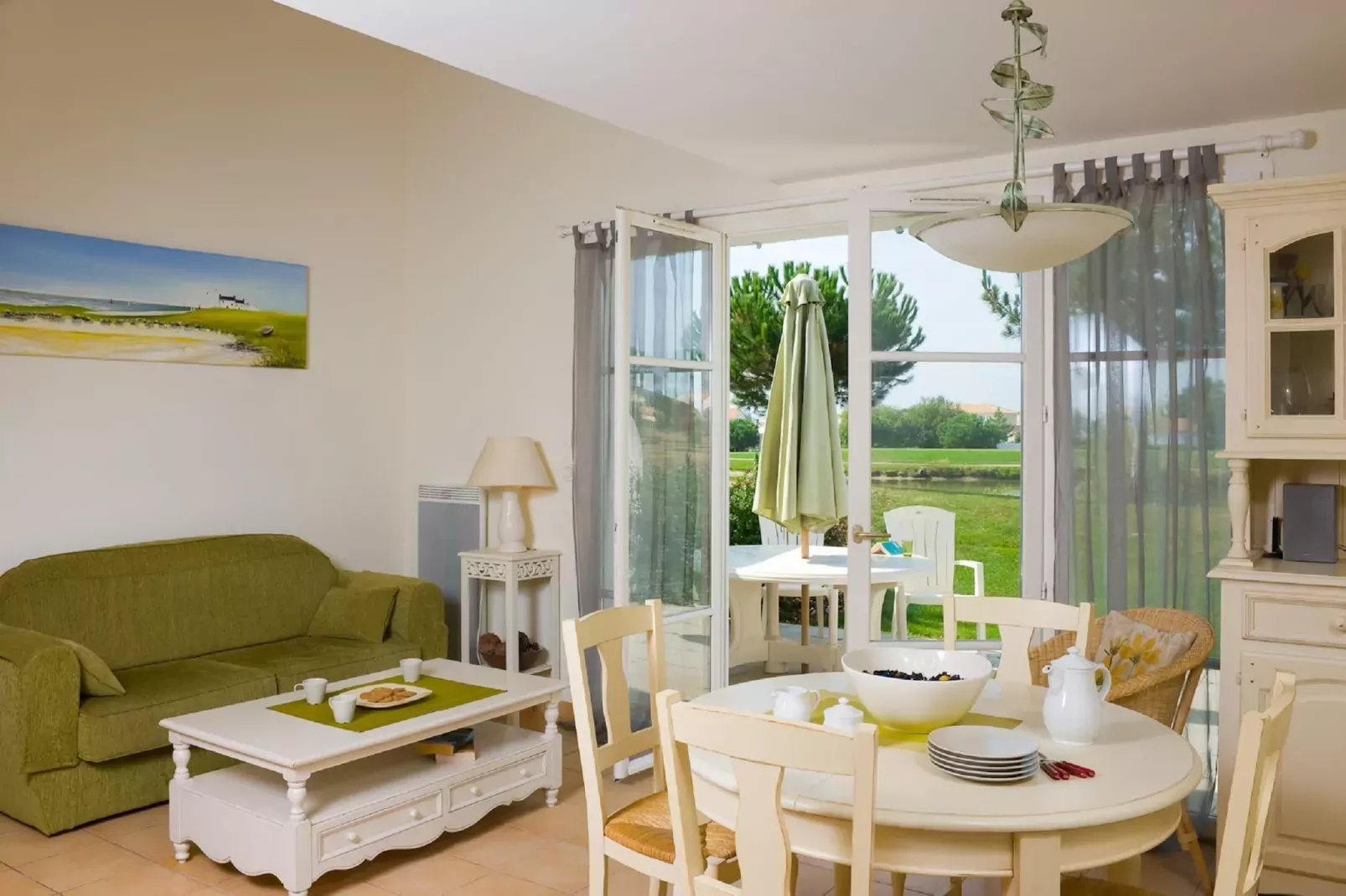 Le Domaine de Fontenelles 2-Dining room
