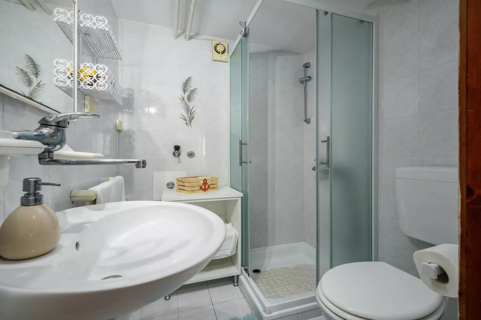 Casa Astrid-Bathroom