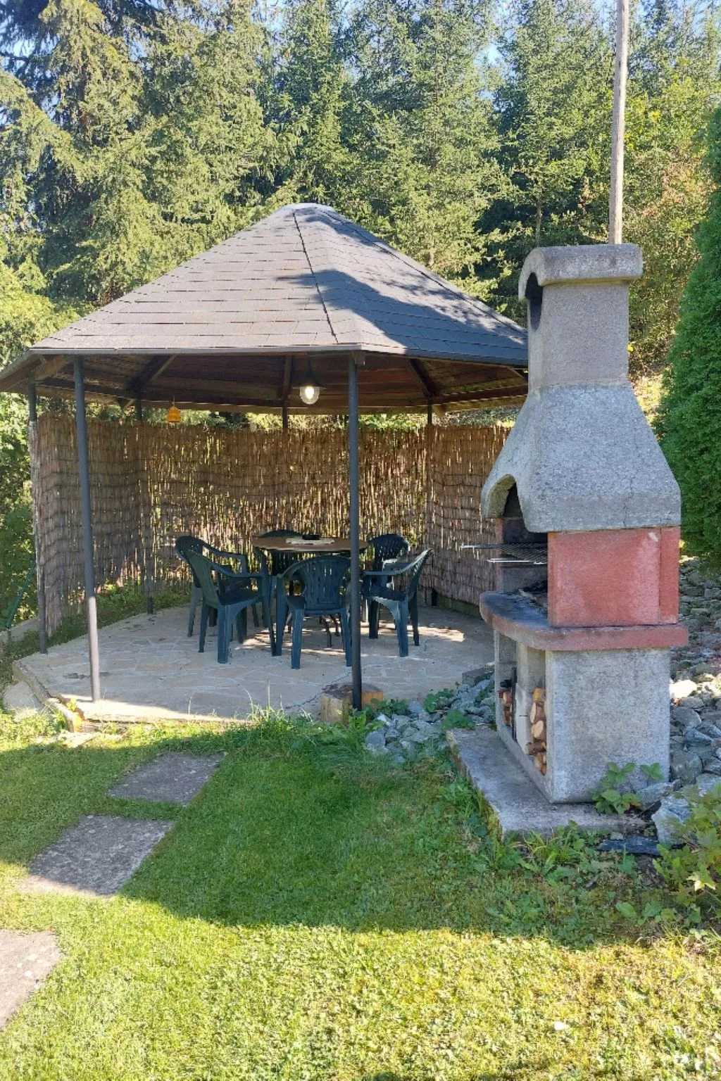 Ludek (KNY110)-Draußen
