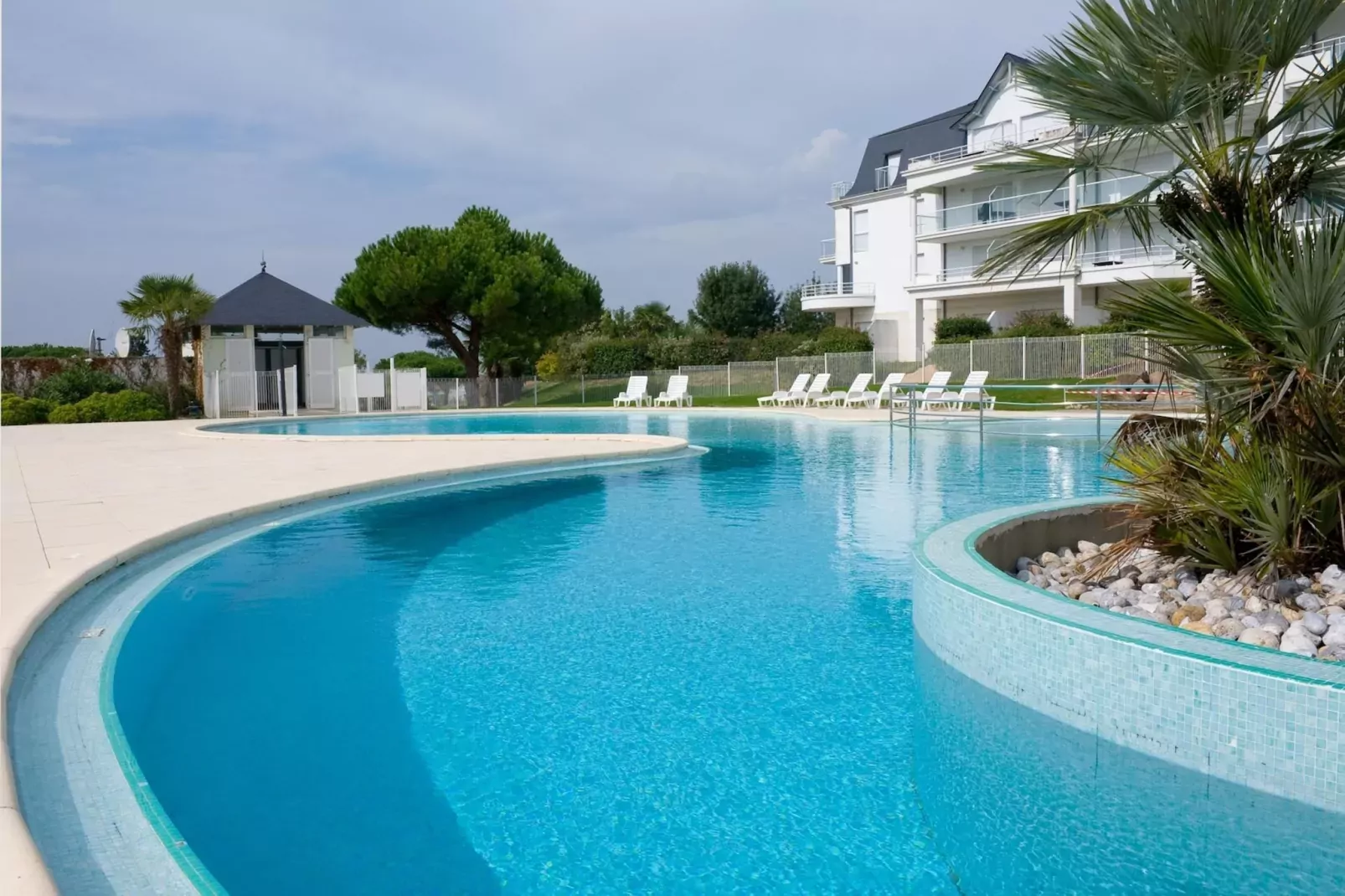 Le Domaine de Fontenelles 7-Pool