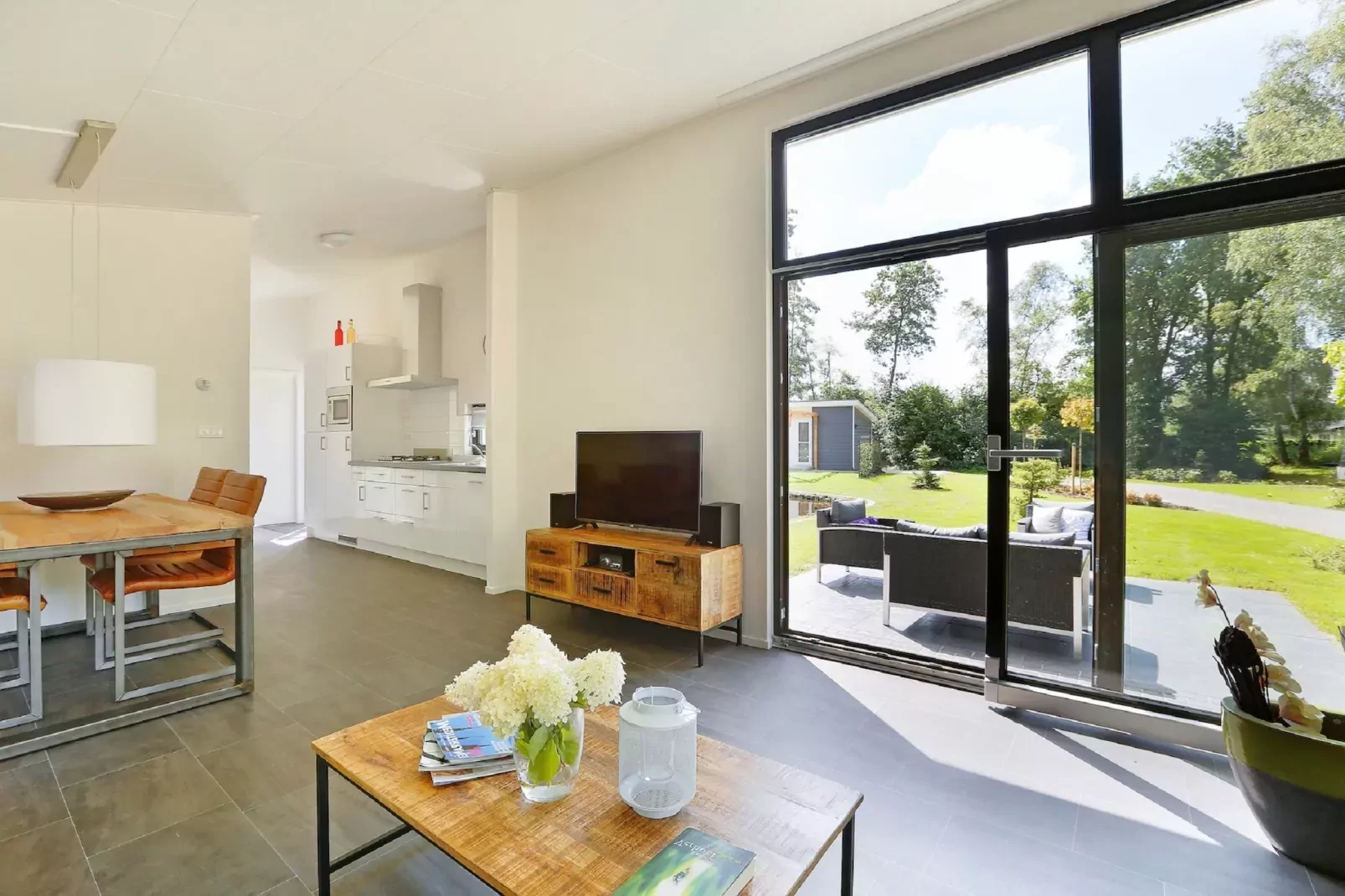 Vakantiepark De Lochemse Berg 1-Living room