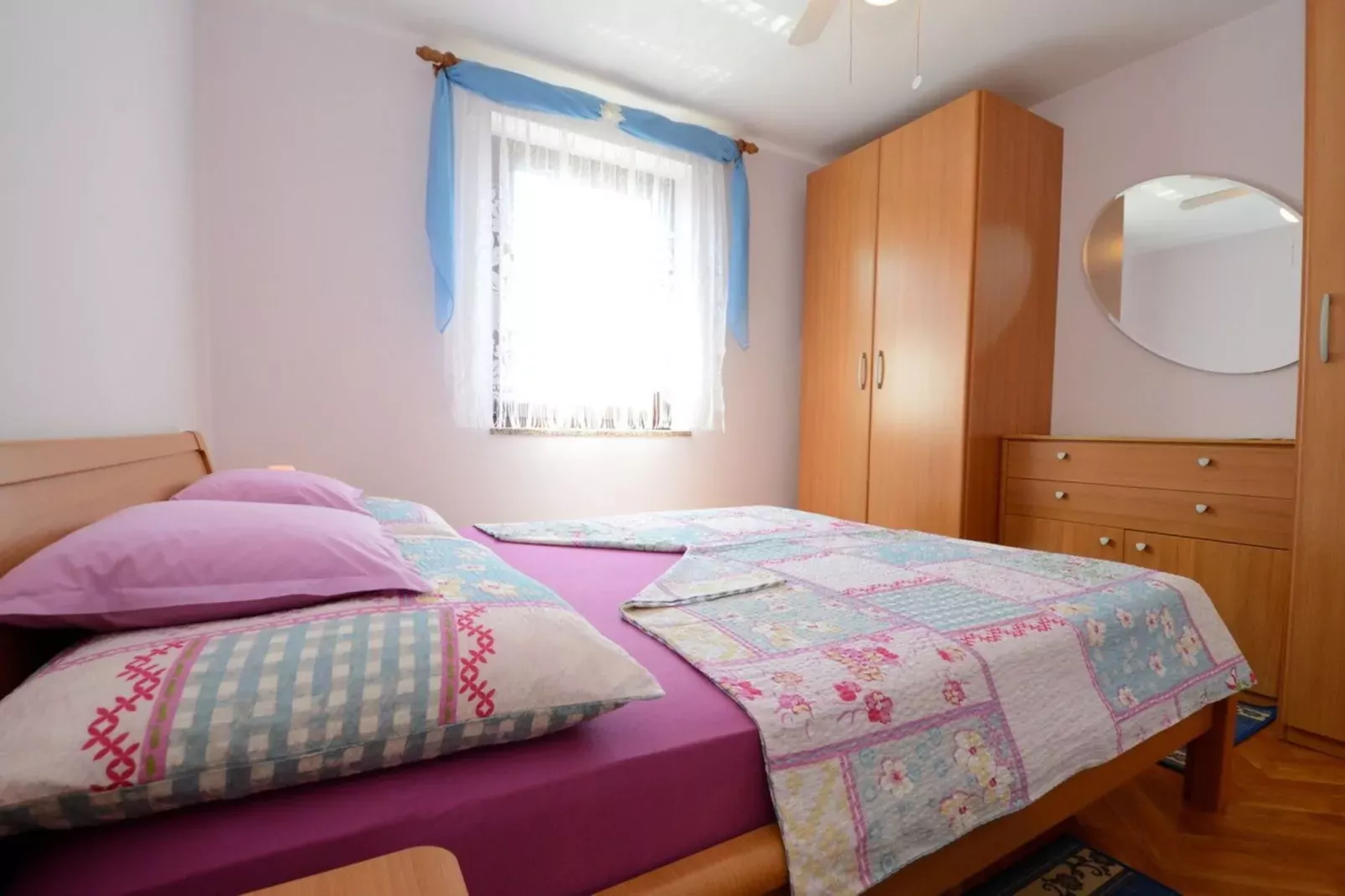 Apartment Filipin-Bedroom
