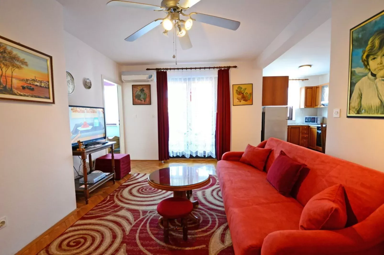 Apartment Filipin-Living room