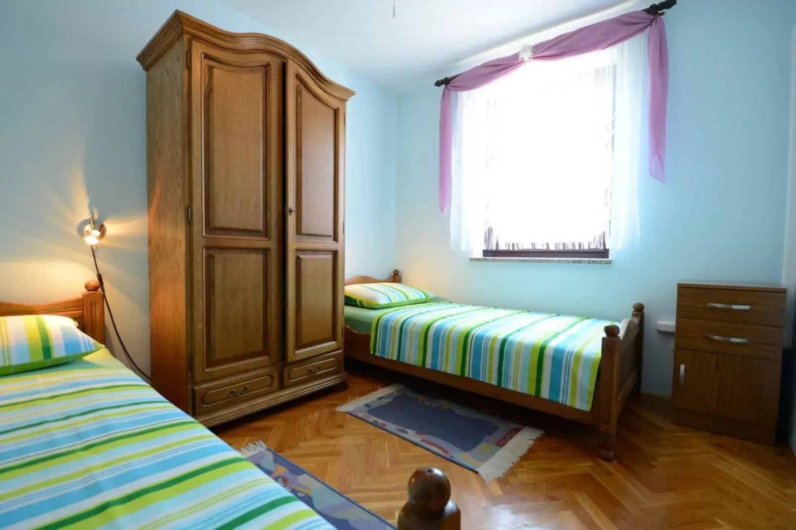 Apartment Filipin-Bedroom