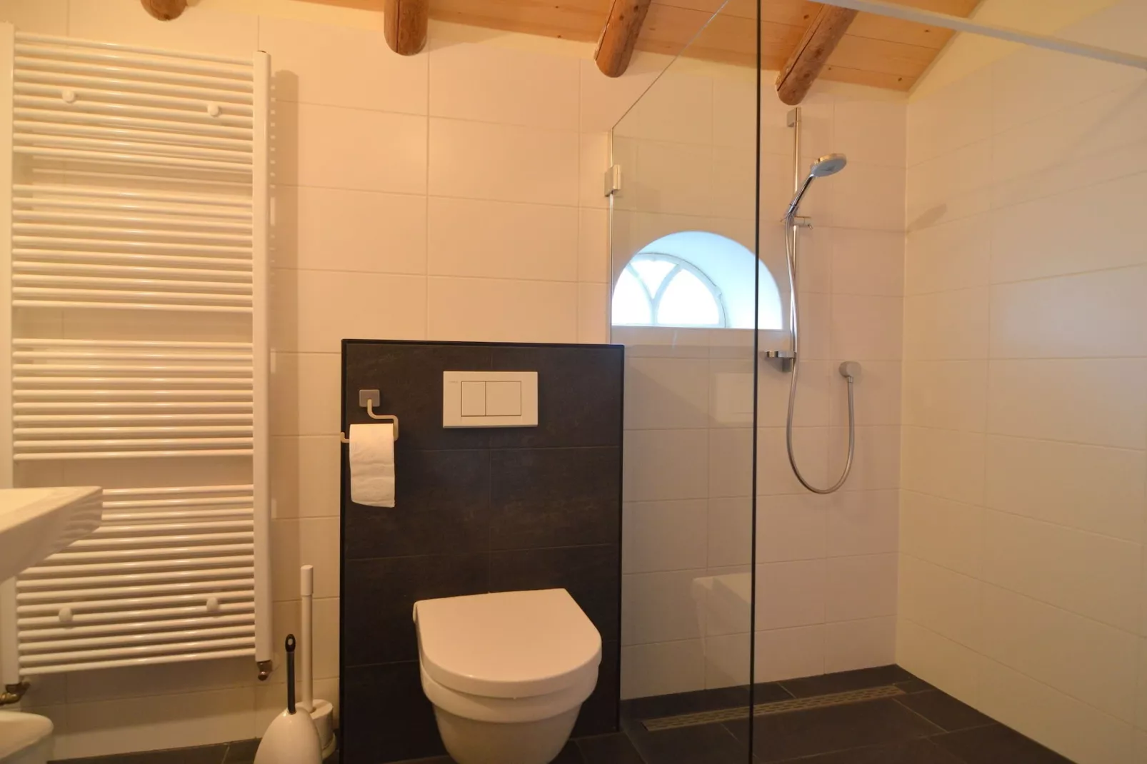 Broodkast-Bathroom