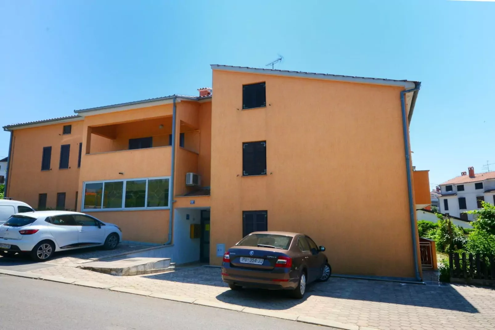 Apartment Filipin-Outdoor