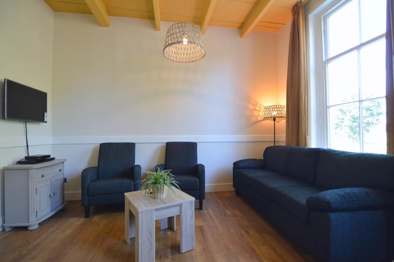 Bakhuus-Living room