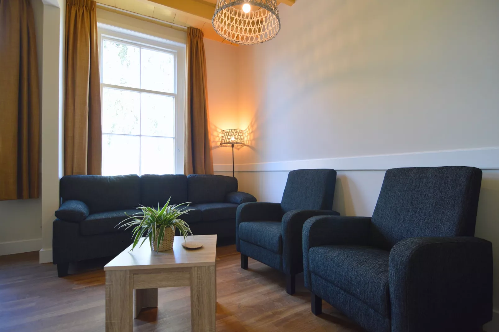 Bakhuus-Living room