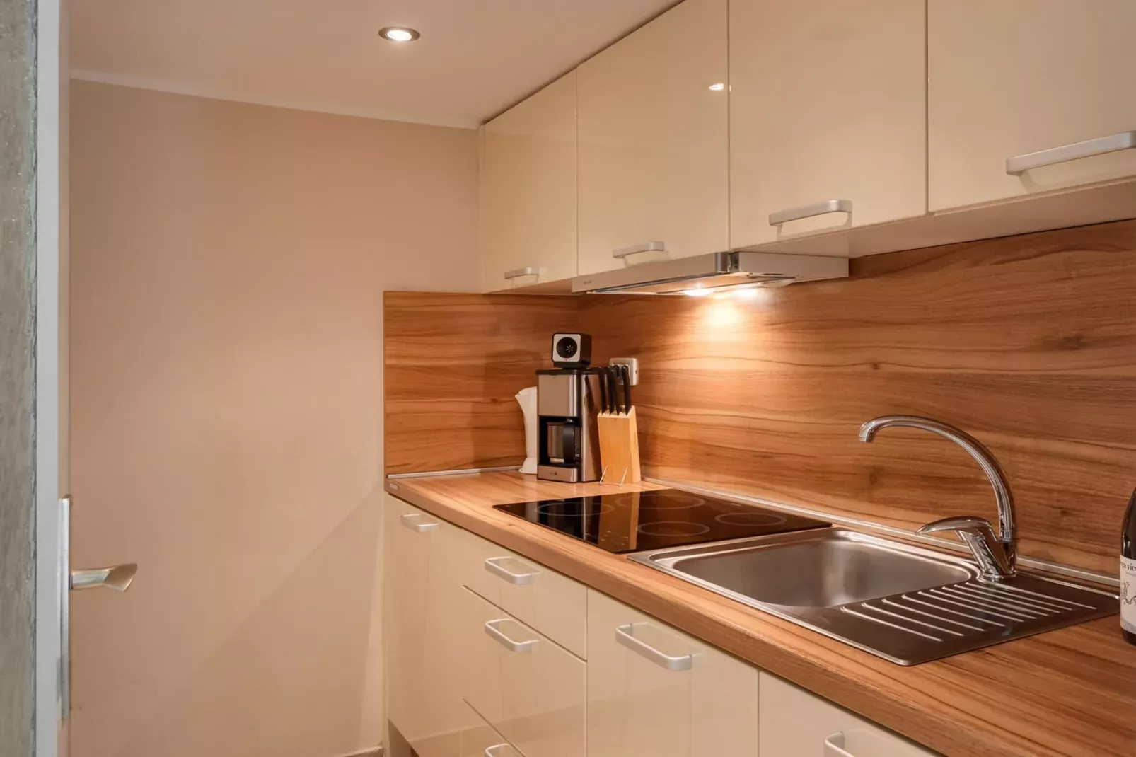 Premium Apartment Hari I-Cuisine