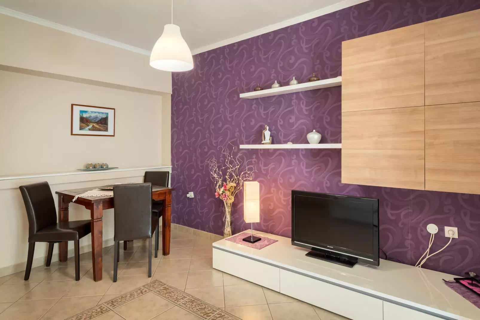 Premium Apartment Hari II-Living room