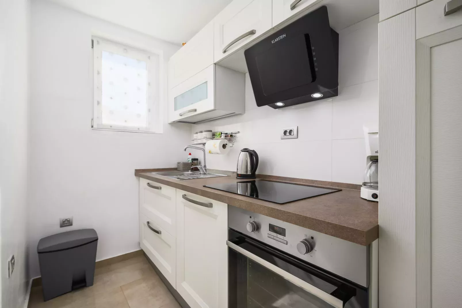 Premium apartment Peschiera Porec-Kitchen